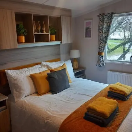 Nadia'S Lodge Smart Tv & Wi-Fi Haverigg Exterior photo